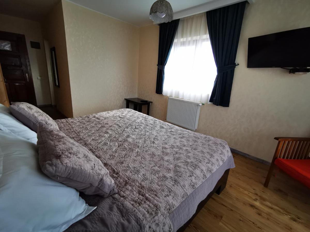 Pensiunea Tabacaru Peştera Buitenkant foto