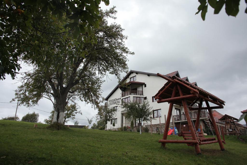 Pensiunea Tabacaru Peştera Buitenkant foto