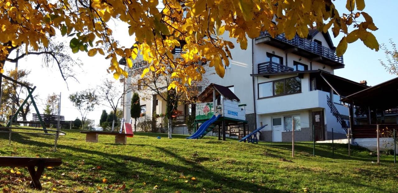 Pensiunea Tabacaru Peştera Buitenkant foto